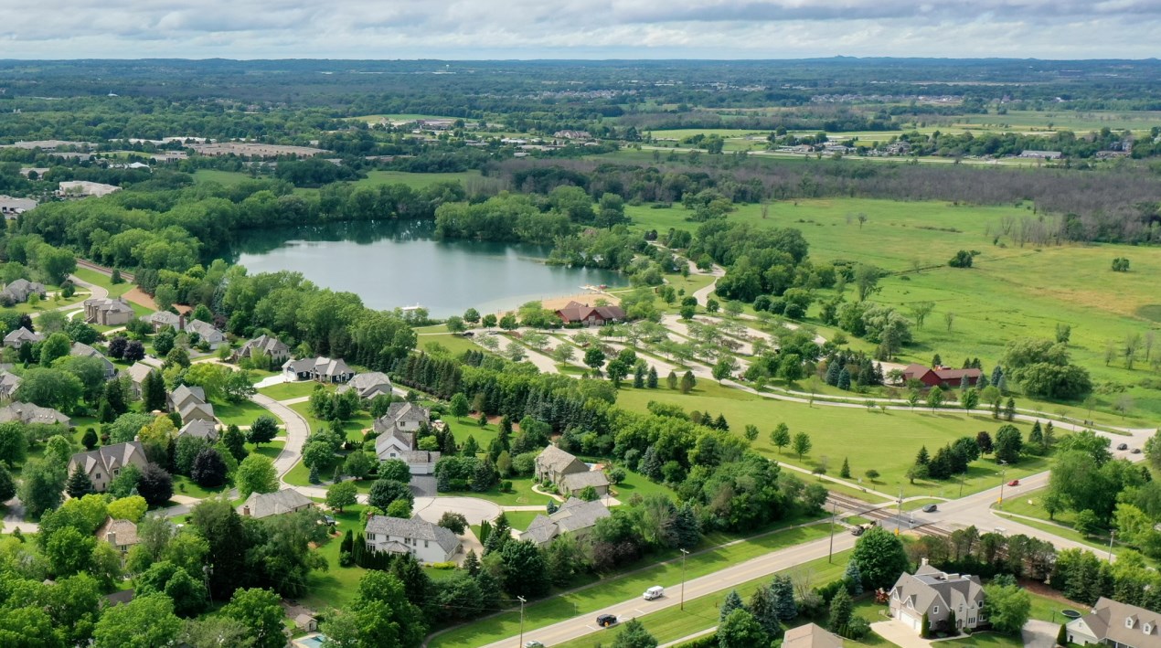 20340 Downing Ct, Brookfield, WI 53045-4167