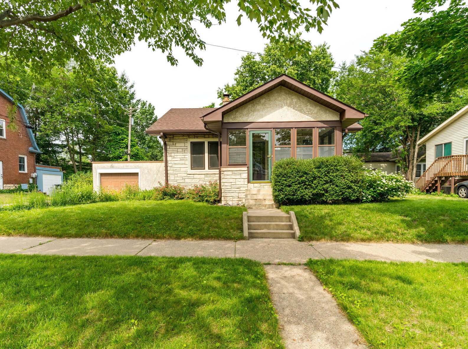 117 23rd St N, La Crosse, WI 54601