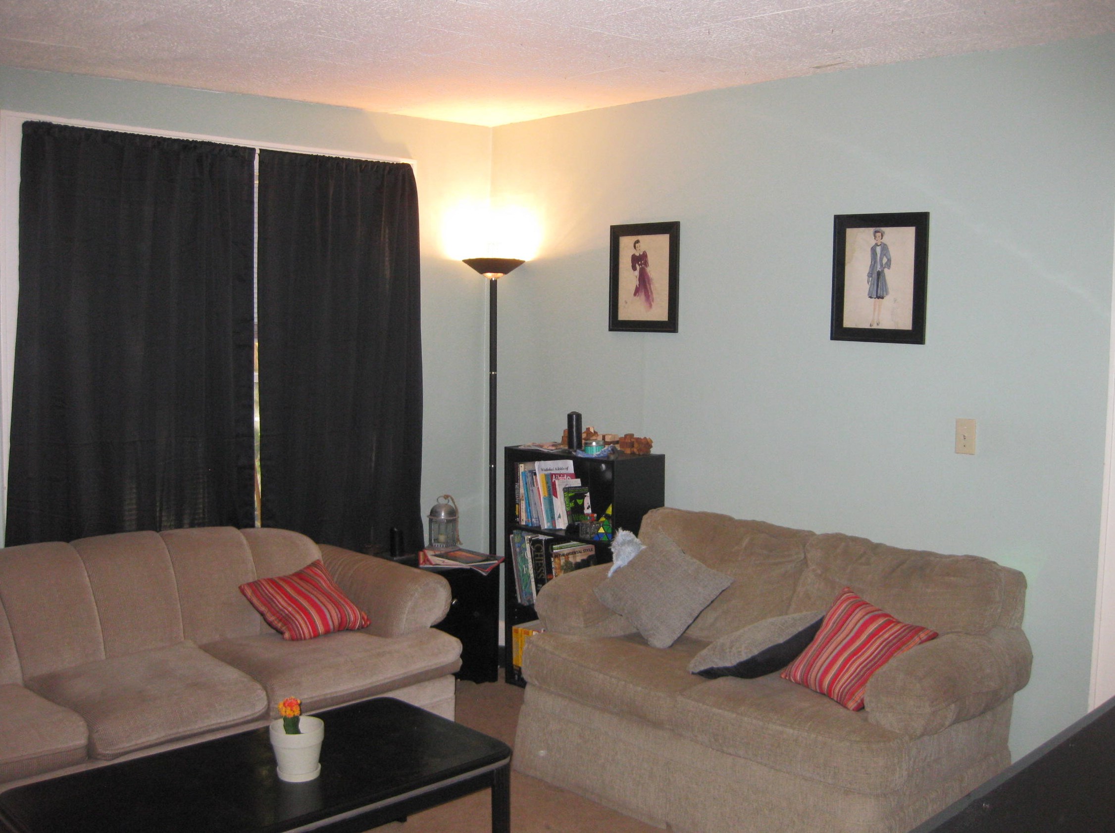 212 N James St, Waukesha, WI 53186