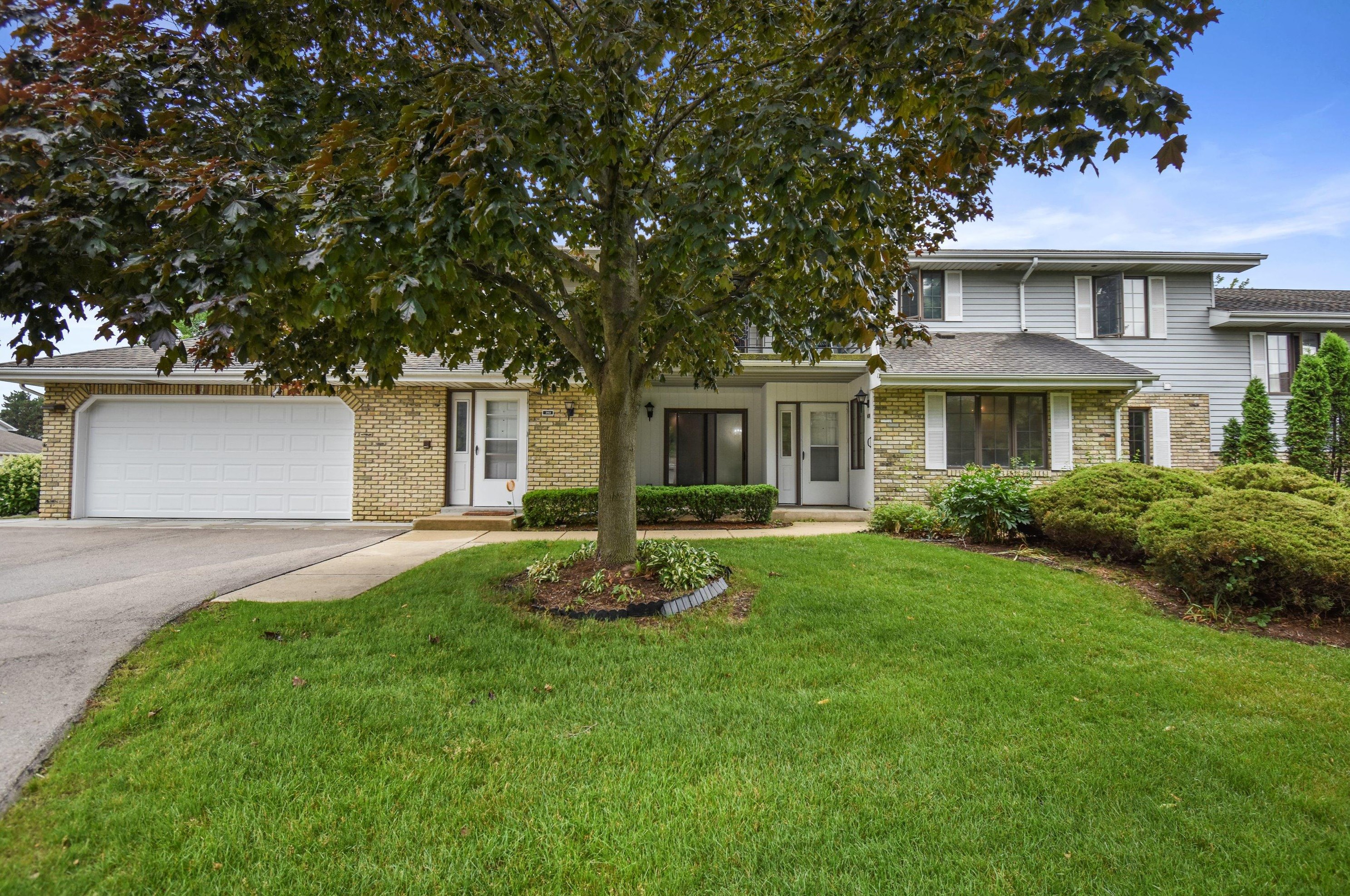 1420 Pheasant Run Dr, Racine WI  53406-5764 exterior