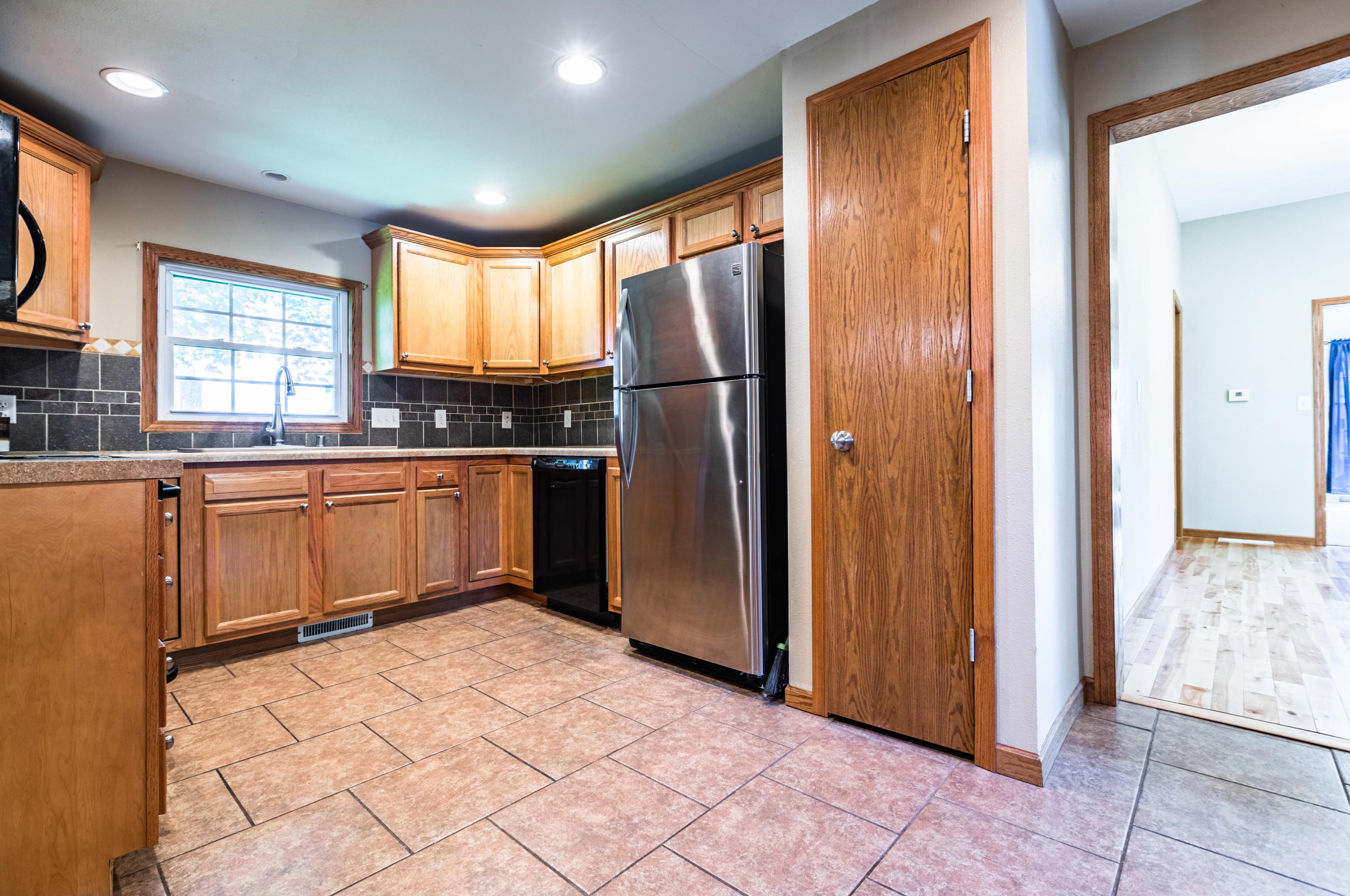 1611 Avon St, La Crosse, WI 54603