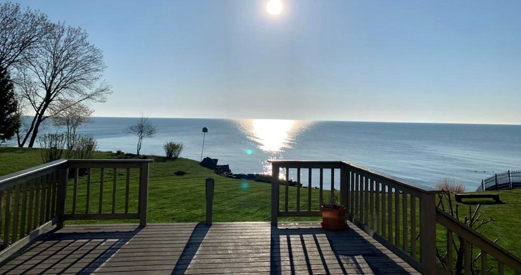109 Michigan Ct, Racine, WI 53402-3881