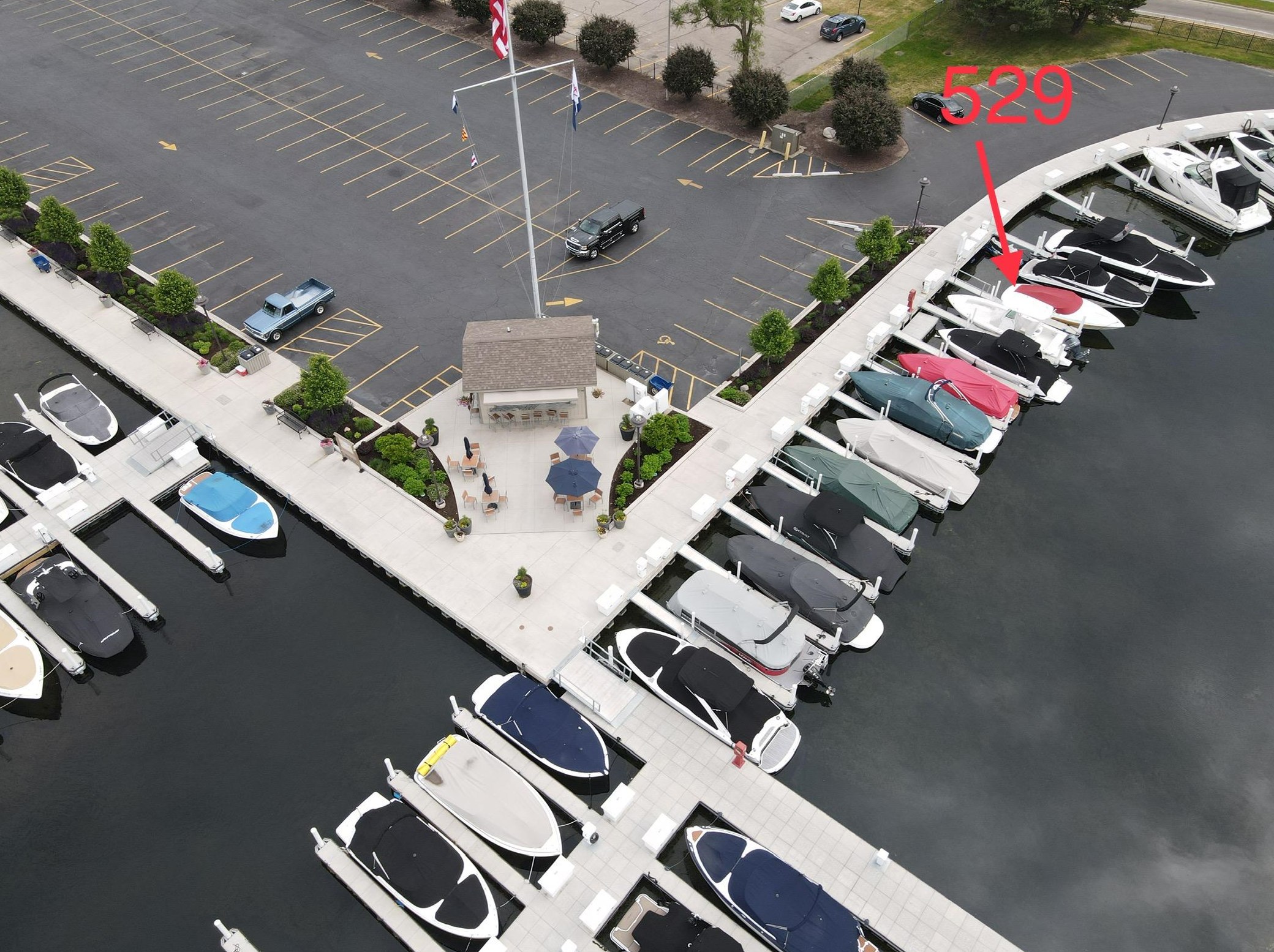 271 Fontana Blvd #529, Fontana, WI 53125