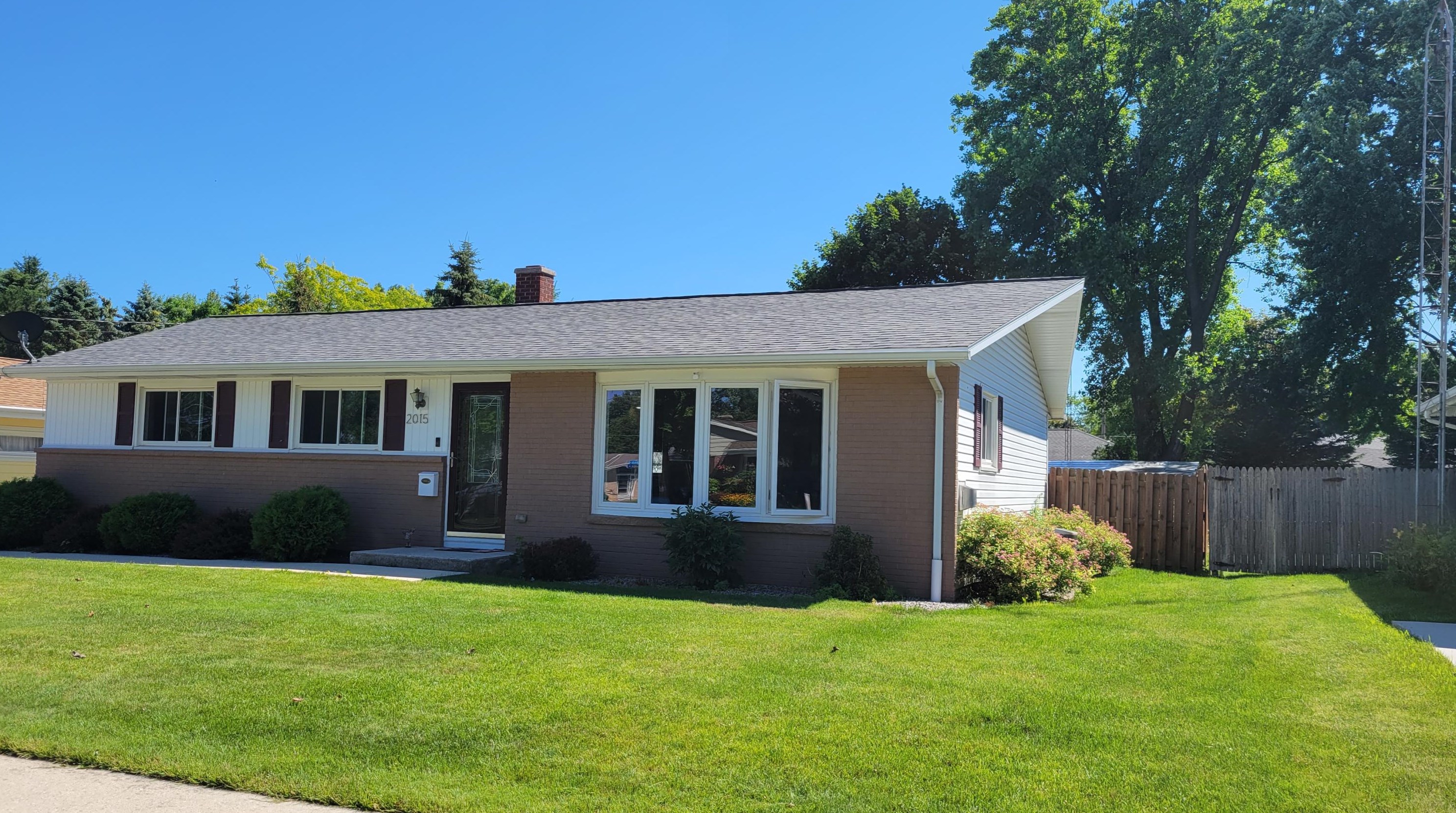2015 Richmond Ave, Manitowoc, WI 54220