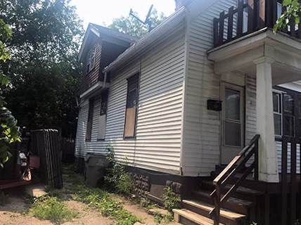 2755 N 9th St, Milwaukee, WI 53206