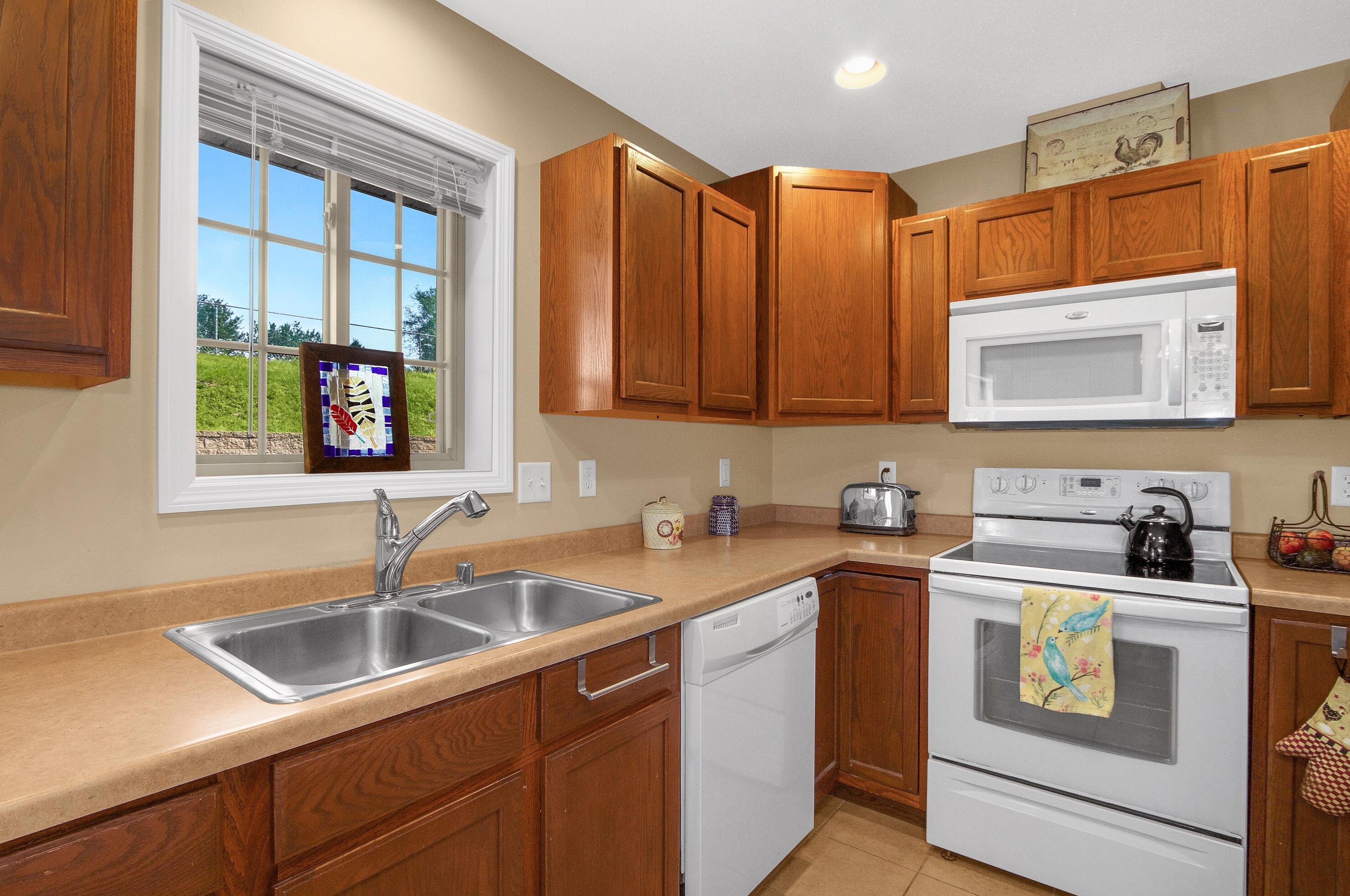 317 Grant St, Holmen, WI 54636