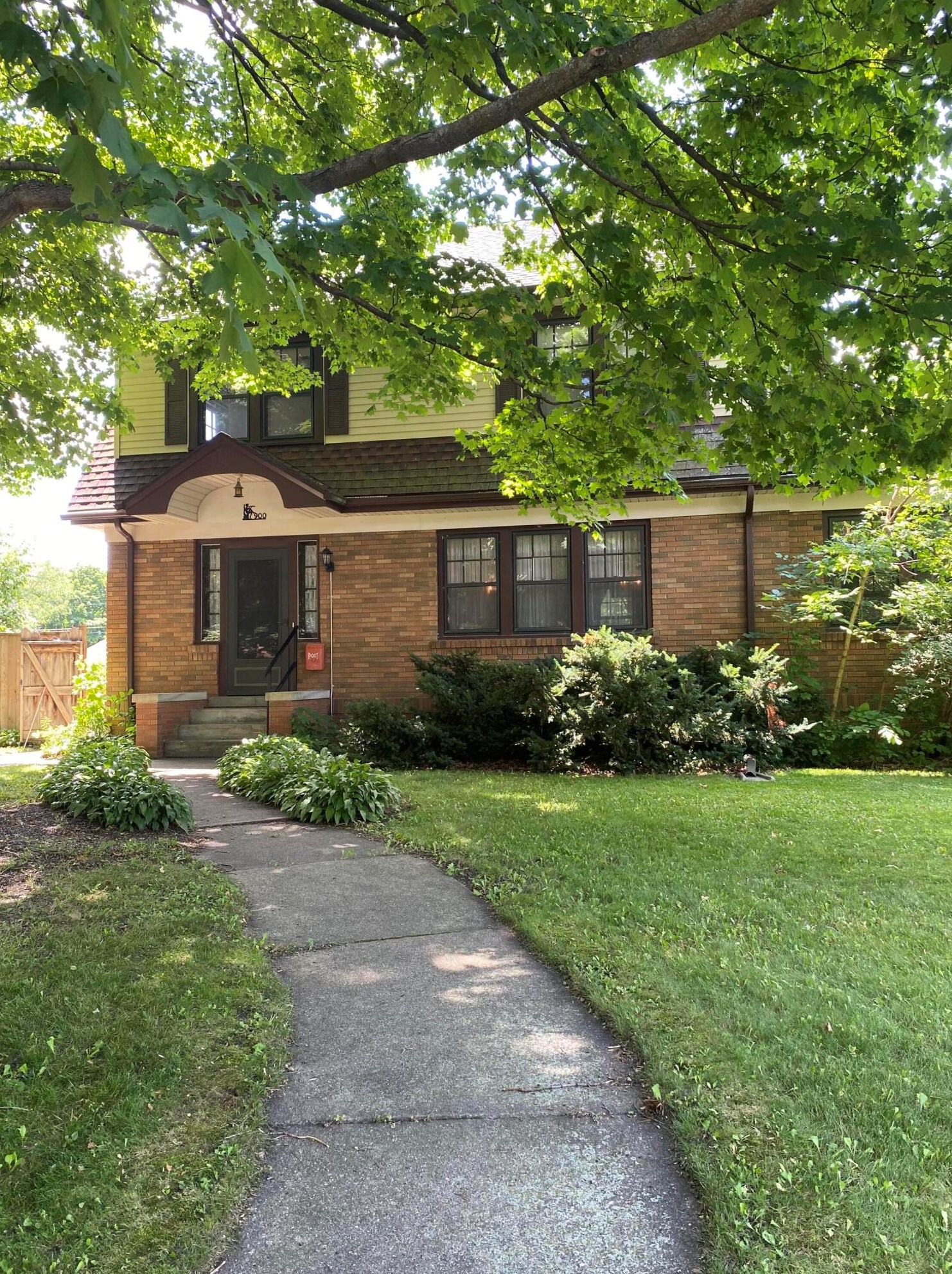 900 Charles St, Watertown, WI 53094