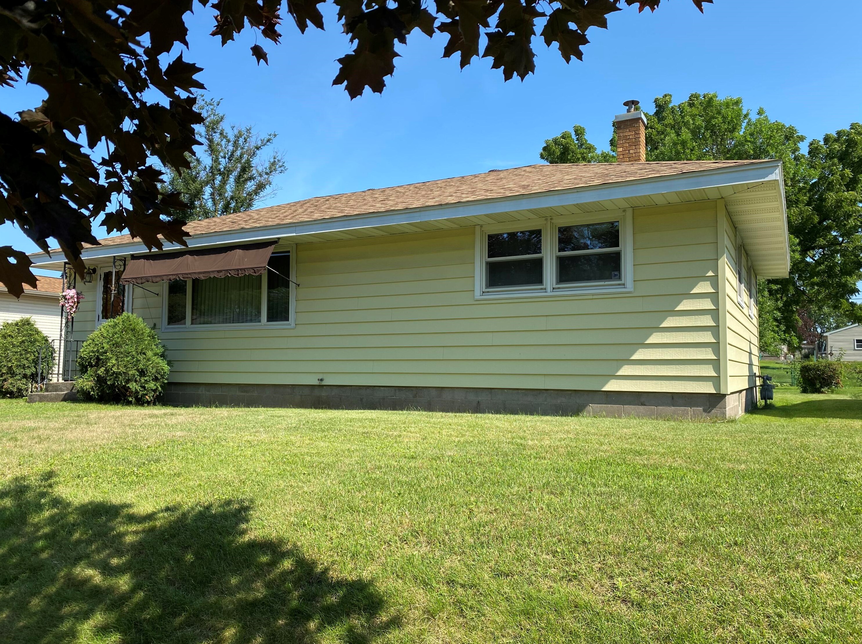 2921 Leonard St, La Crosse, WI 54601