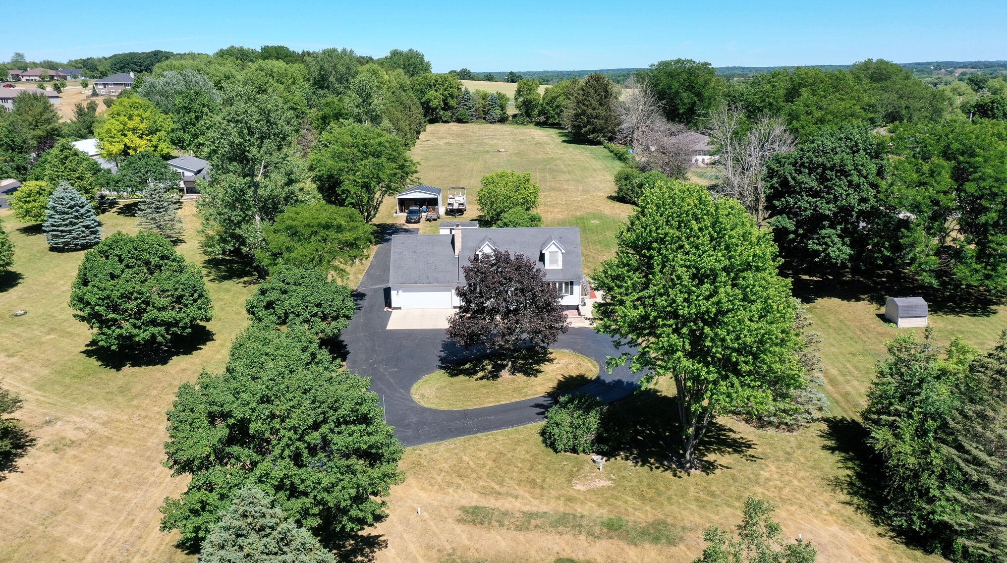 4605 352nd Ave, Lyons, WI 53105-8885