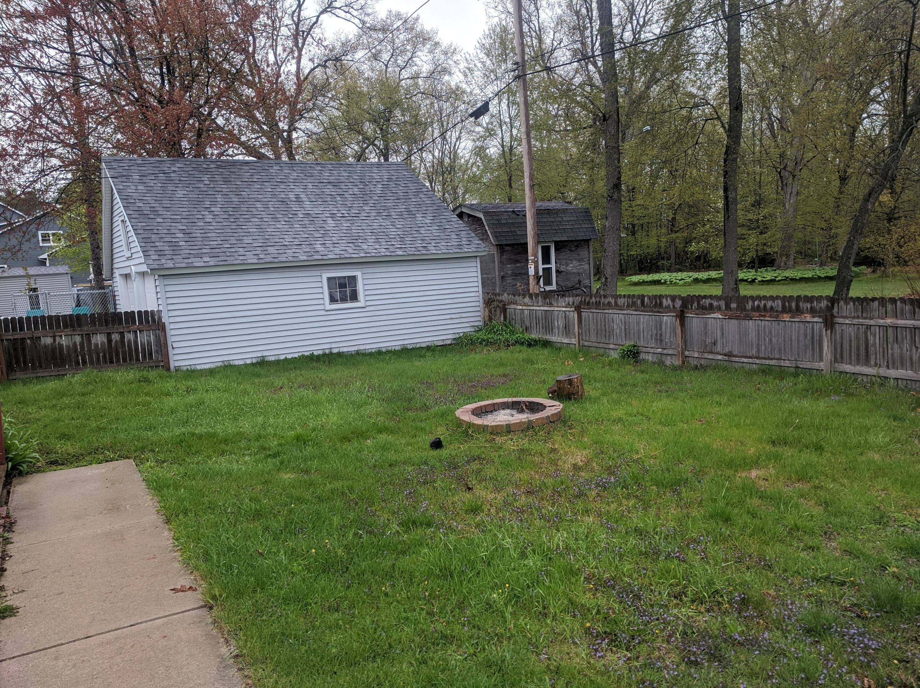318 6th St, Kenosha, WI 53140