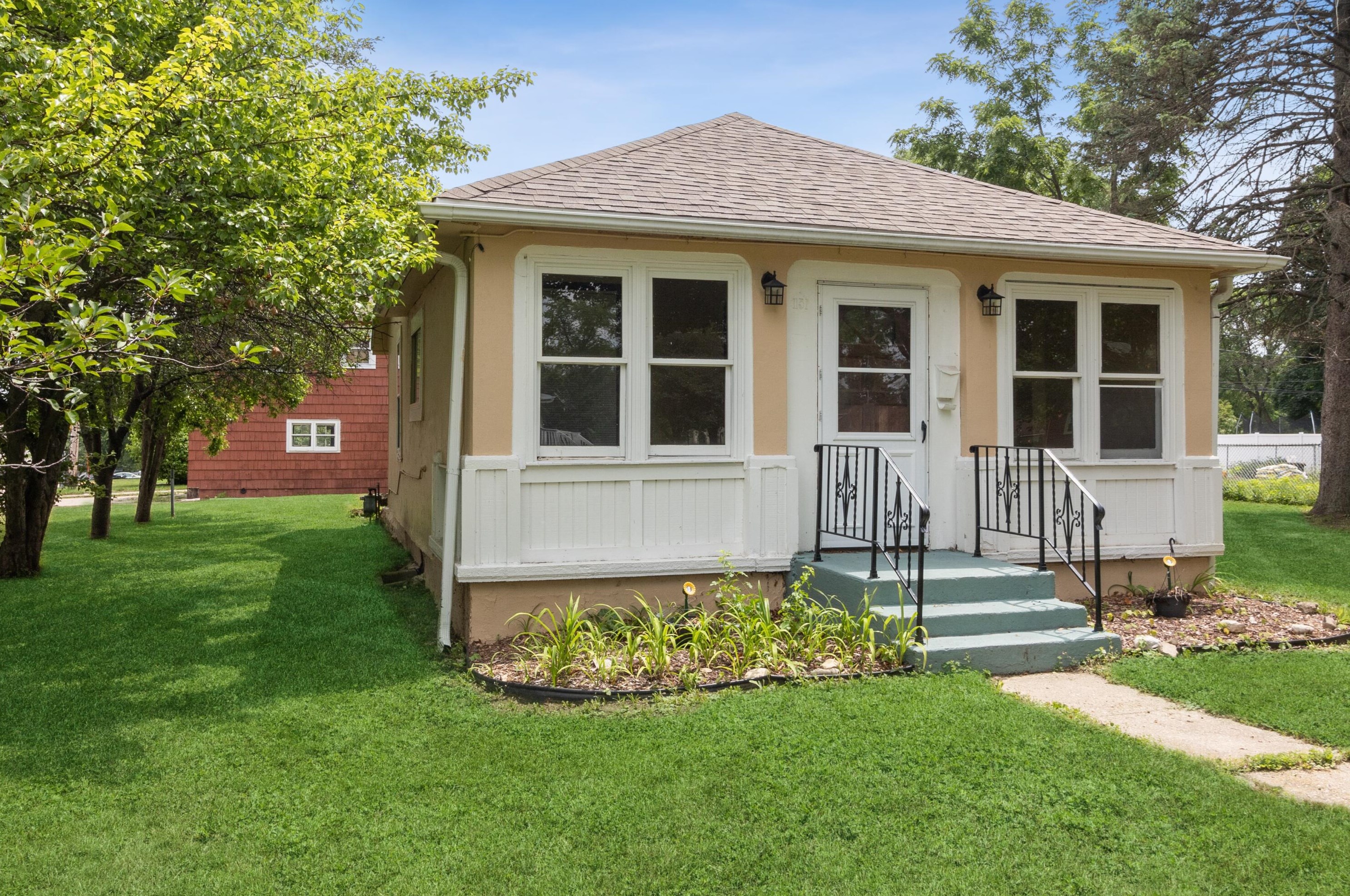 1151 Center St, Lake Geneva, WI 53147