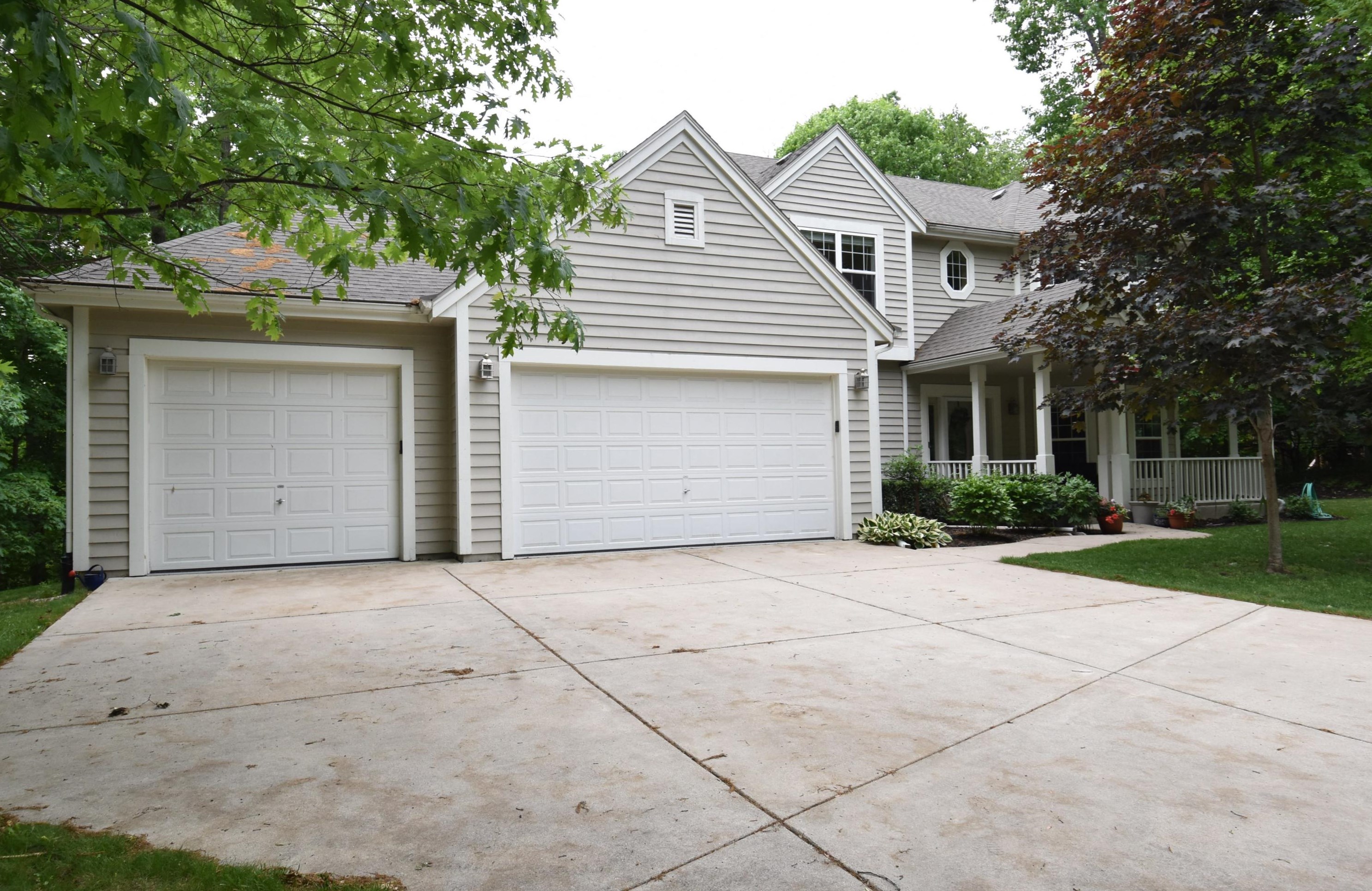 700 Aspinall Ln, Lake Geneva, WI 53147