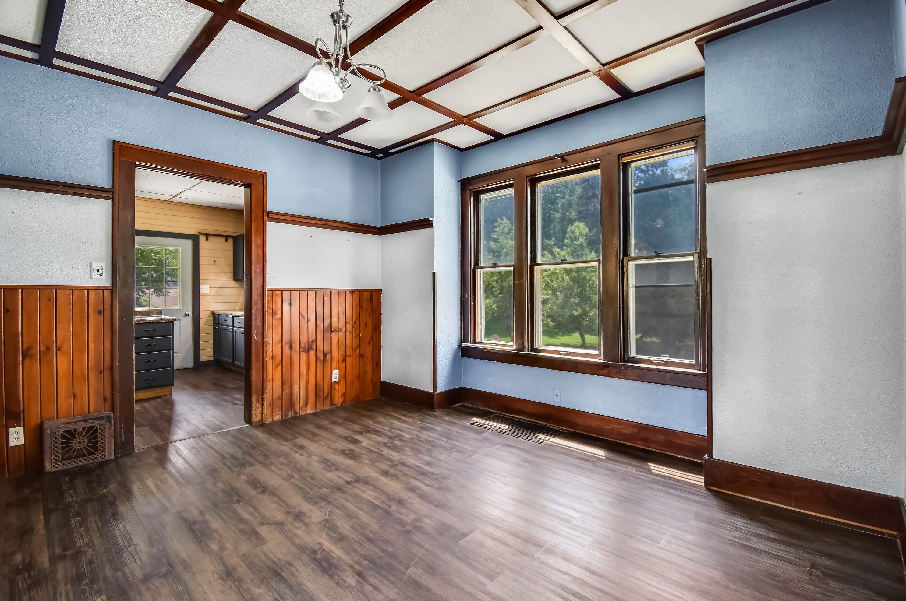 215 Valley St, Horicon WI  53032-1341 exterior