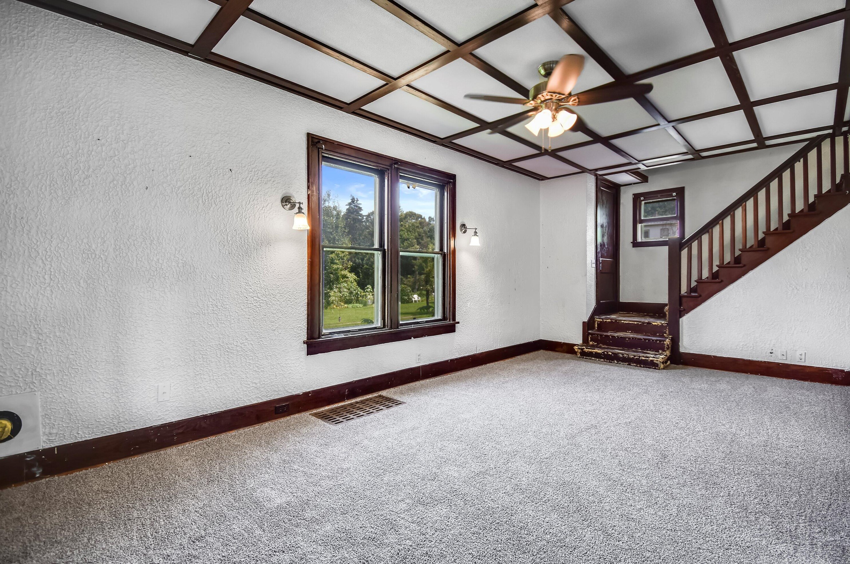 215 Valley St, Horicon WI  53032-1341 exterior