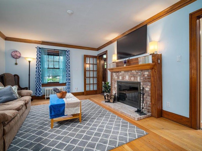 2411 9th St, Sheboygan WI  53083-4906 exterior