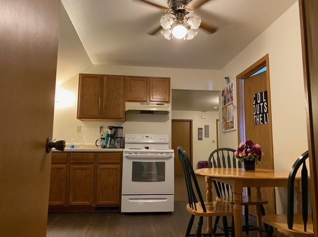 3105 Mero St, Manitowoc, WI 54220