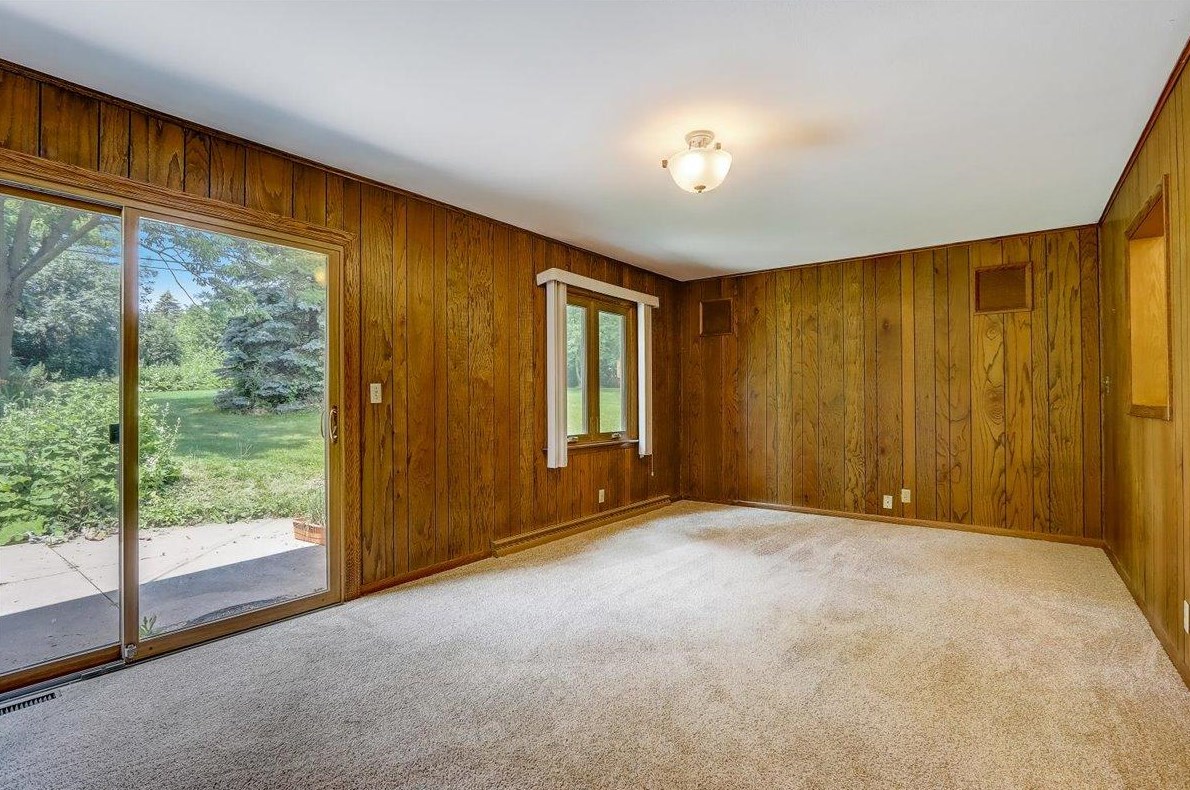 3925 169th St, Brookfield WI  53005-2149 exterior