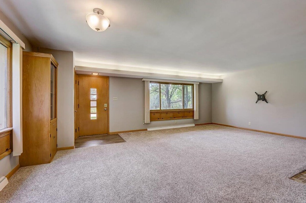 3925 169th St, Brookfield WI  53005-2149 exterior
