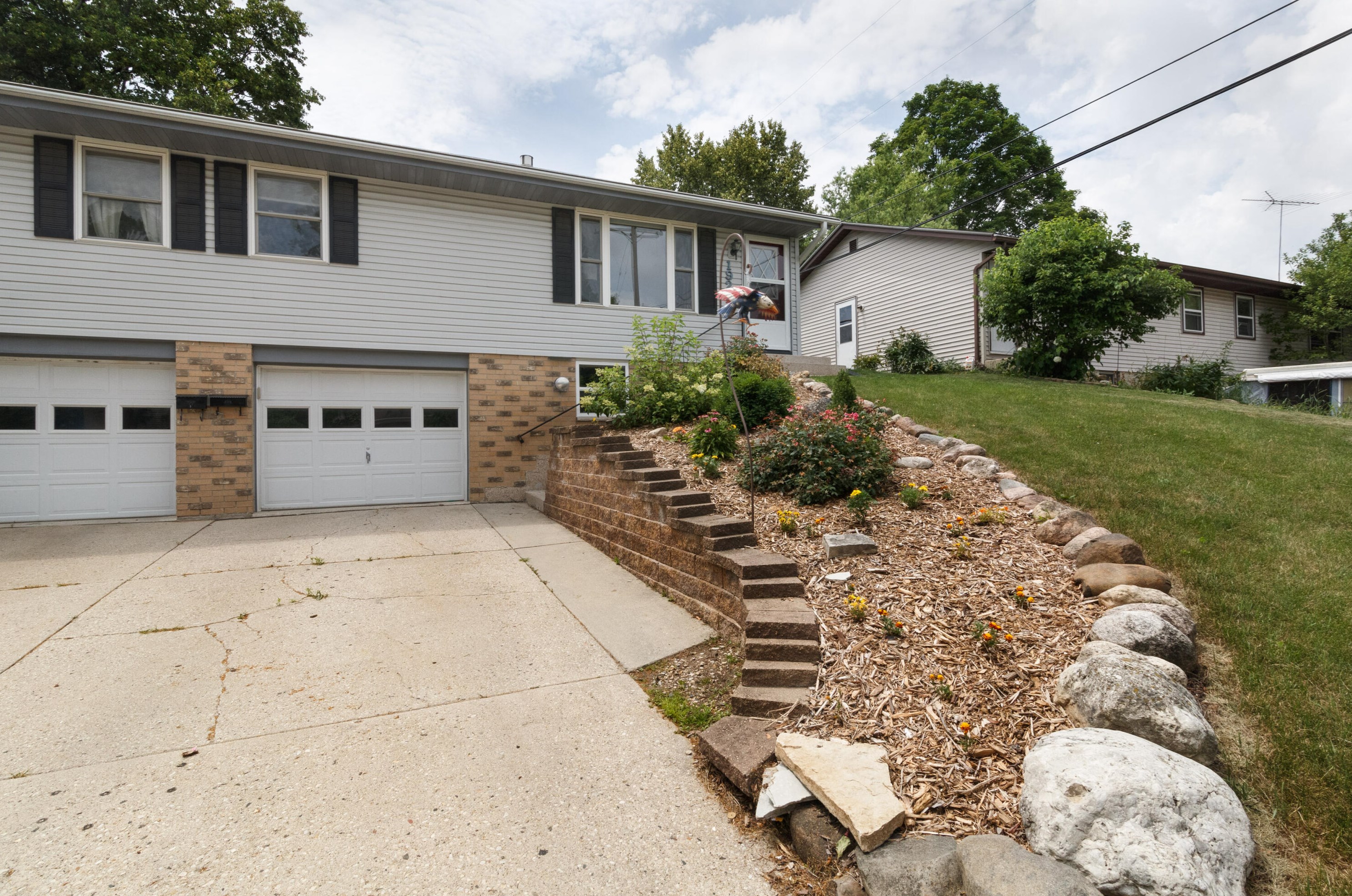 1920 Woodlawn Ave #1922, West Bend, WI 53090