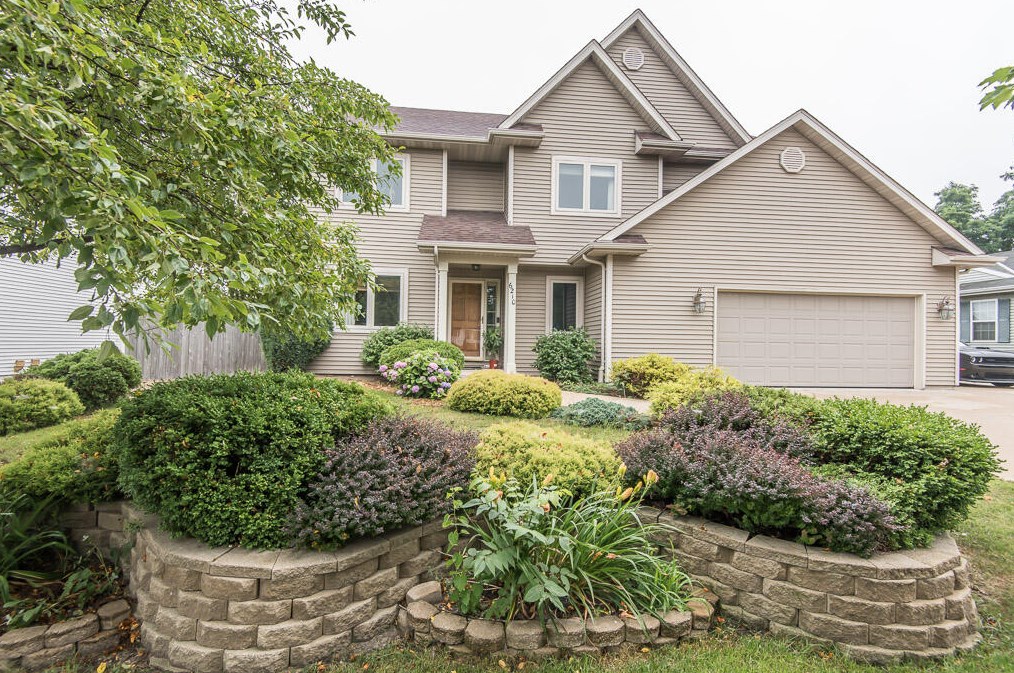 6210 Elaine Ave, Cudahy WI  53110-2919 exterior