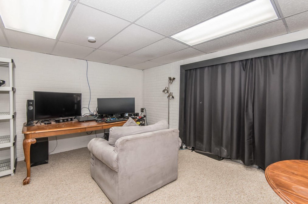 6210 Elaine Ave, Cudahy WI  53110-2919 exterior
