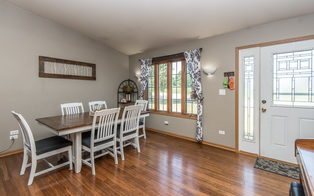 6221 248th Ave, Paddock Lake, WI 53168-9772