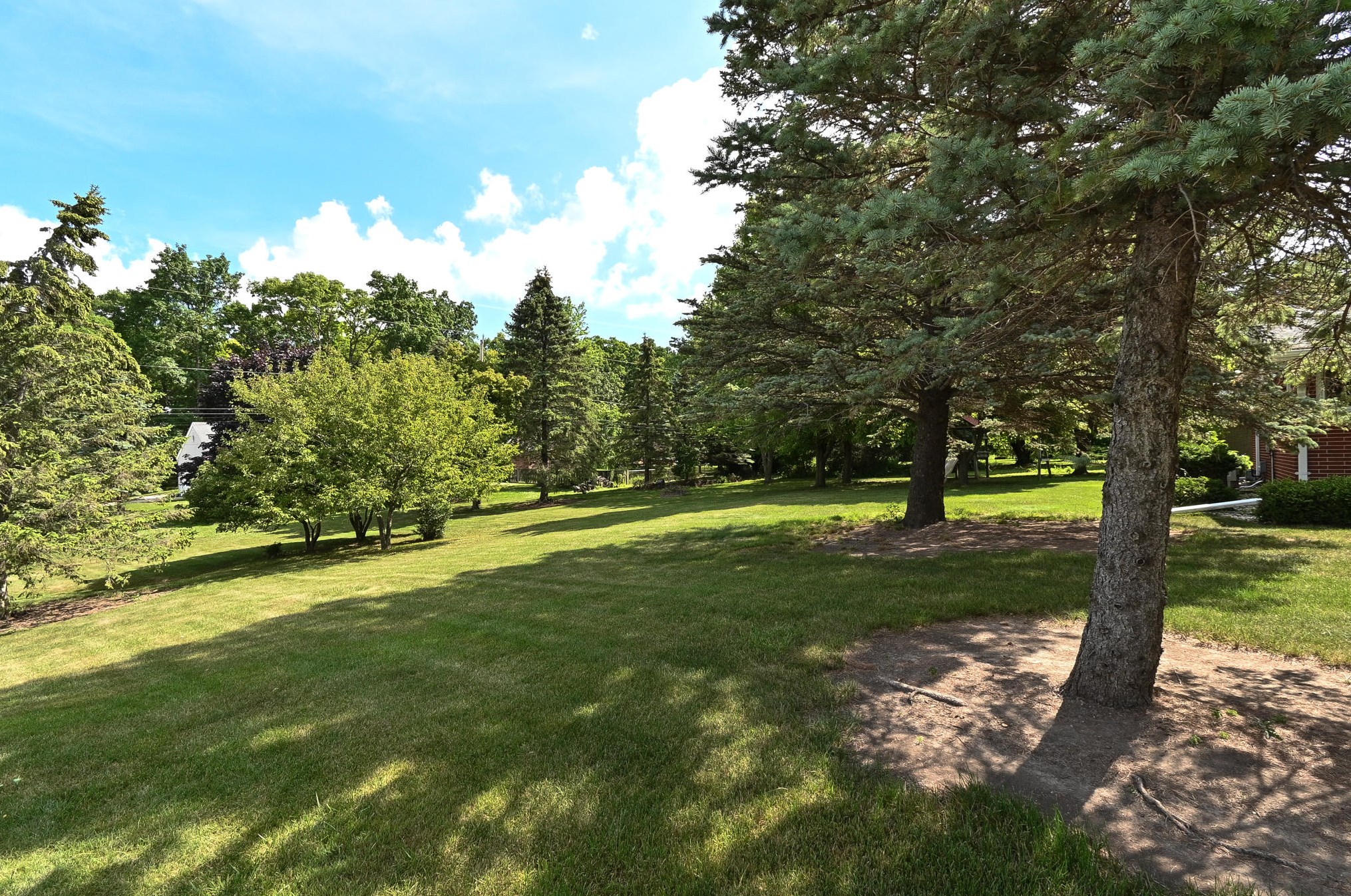 7460 49th St, Hales Corners WI  53132-9443 exterior