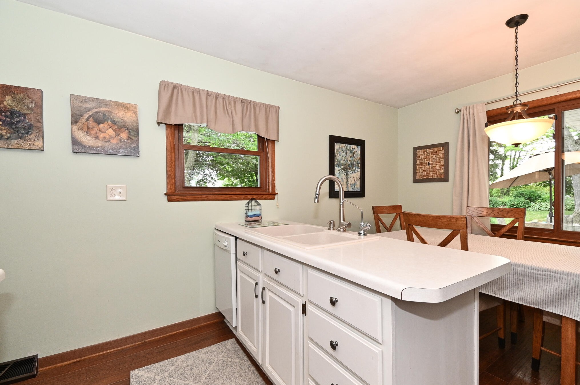 7460 49th St, Hales Corners WI  53132-9443 exterior