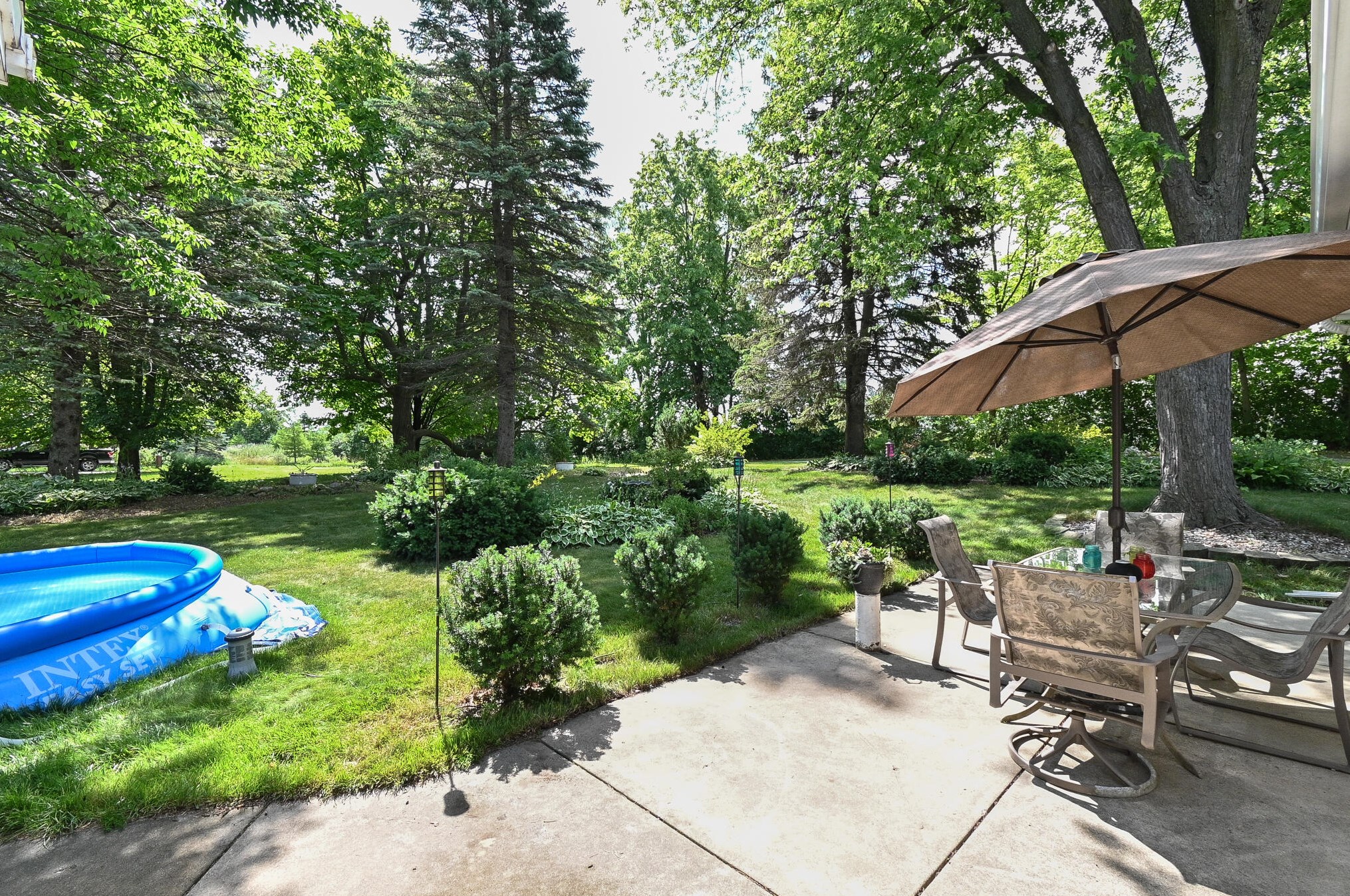 7460 49th St, Hales Corners WI  53132-9443 exterior