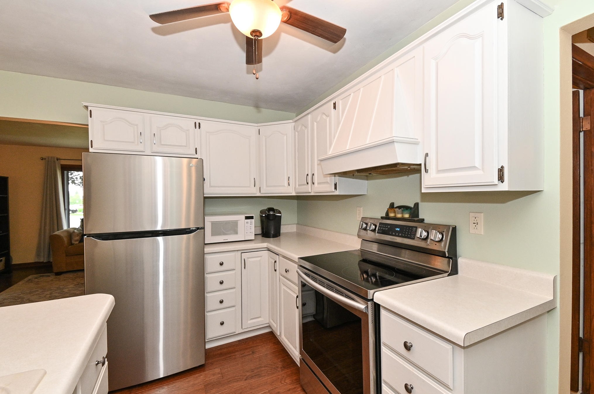 7460 49th St, Hales Corners WI  53132-9443 exterior