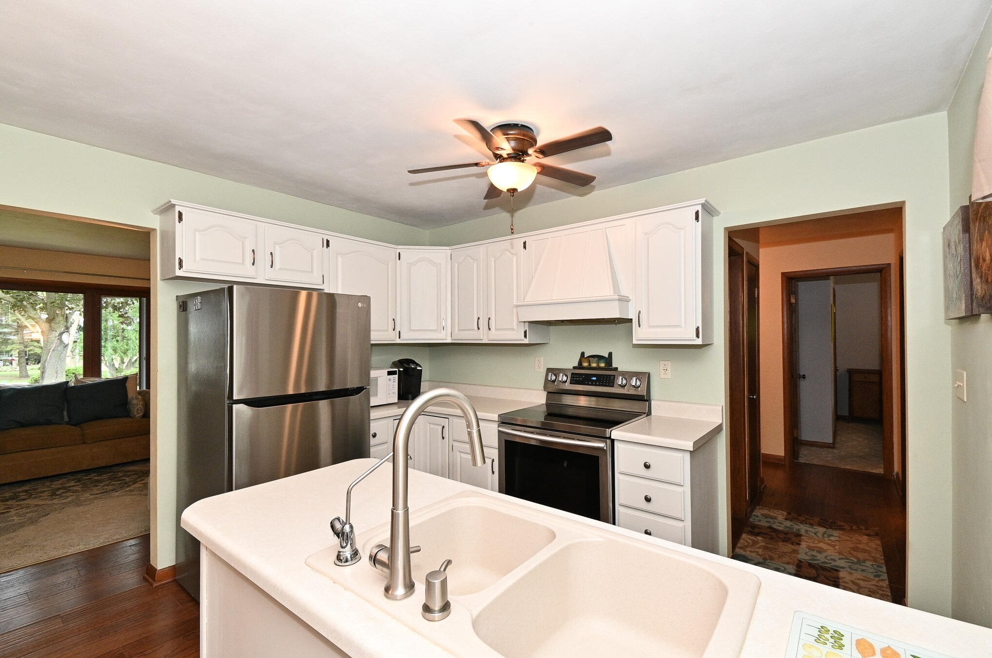 7460 49th St, Hales Corners WI  53132-9443 exterior