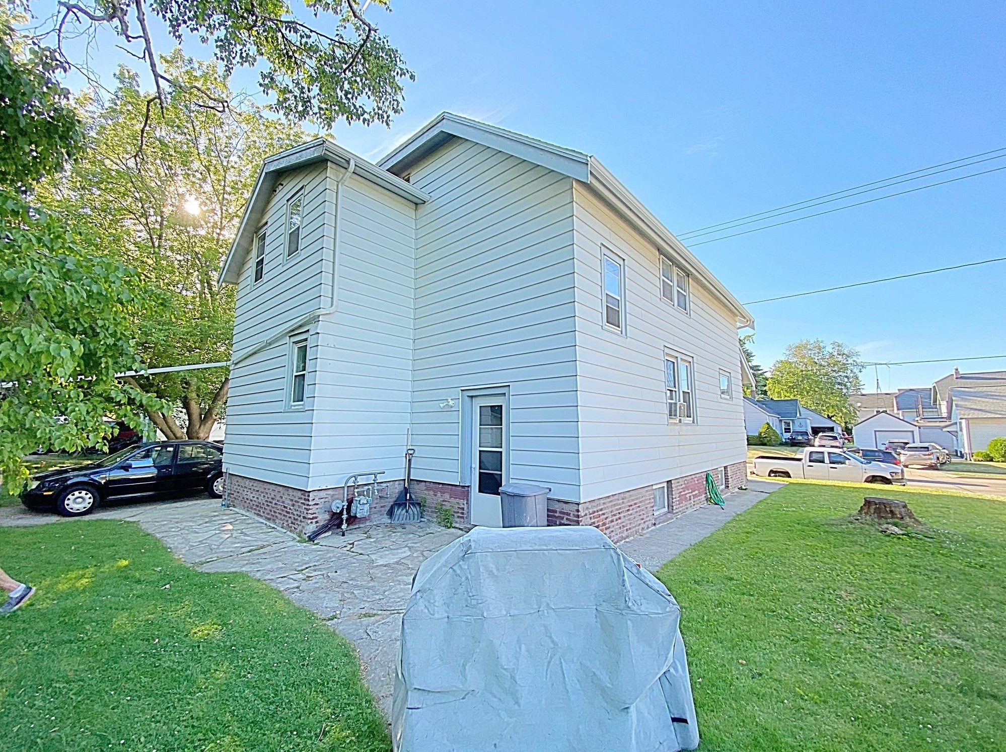 1705 Marshall St, Manitowoc, WI 54220