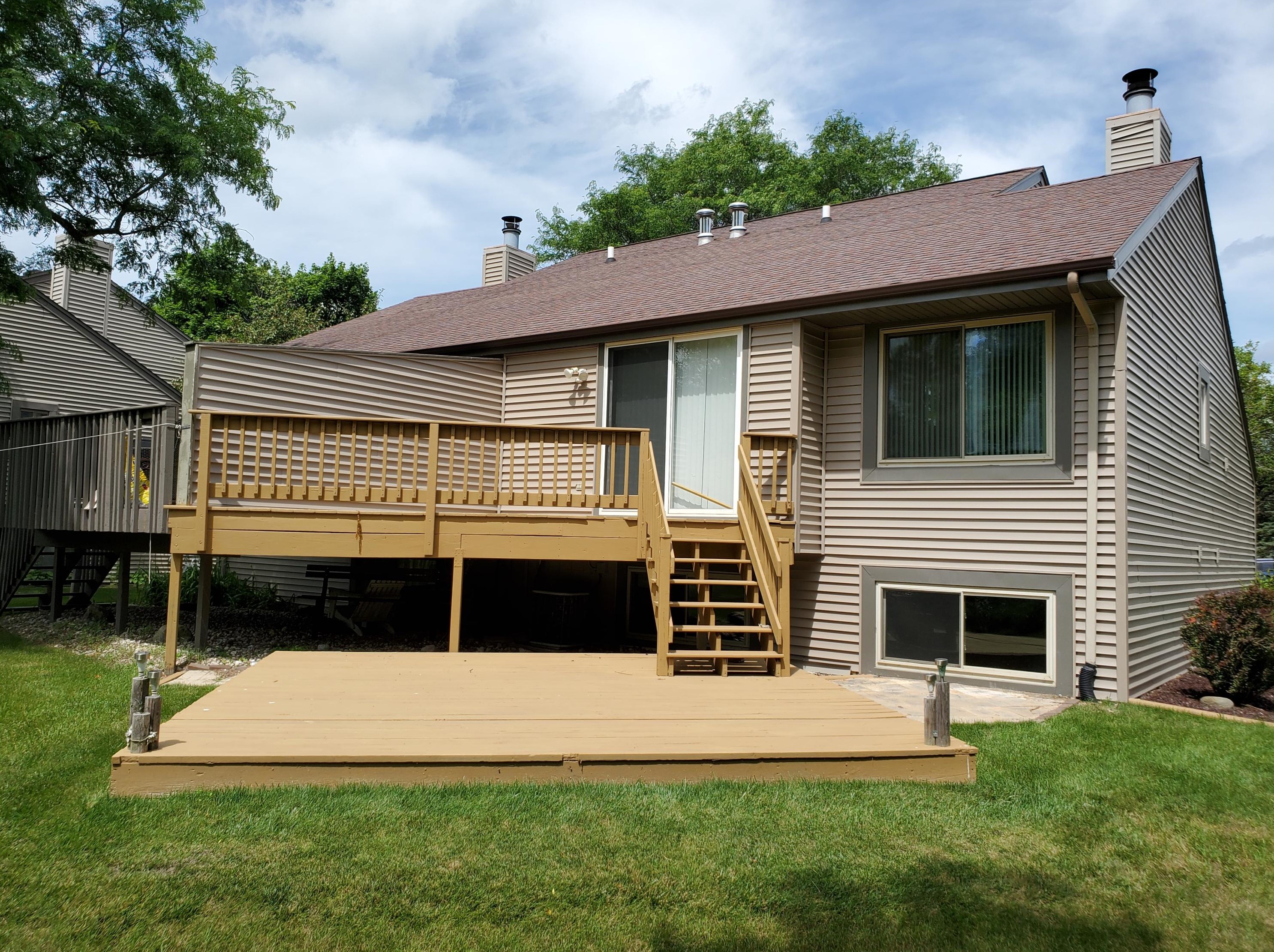 619 Tamarack Dr W, West Bend, WI 53095