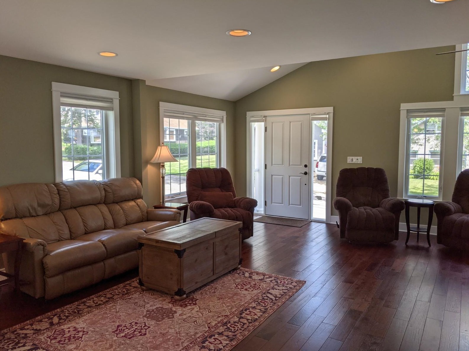 4231 Maple Dr, Delavan, WI 53115-3278