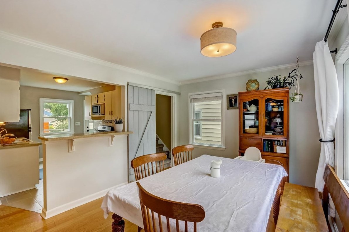 3172 80th St, Milwaukee WI  53219-3501 exterior