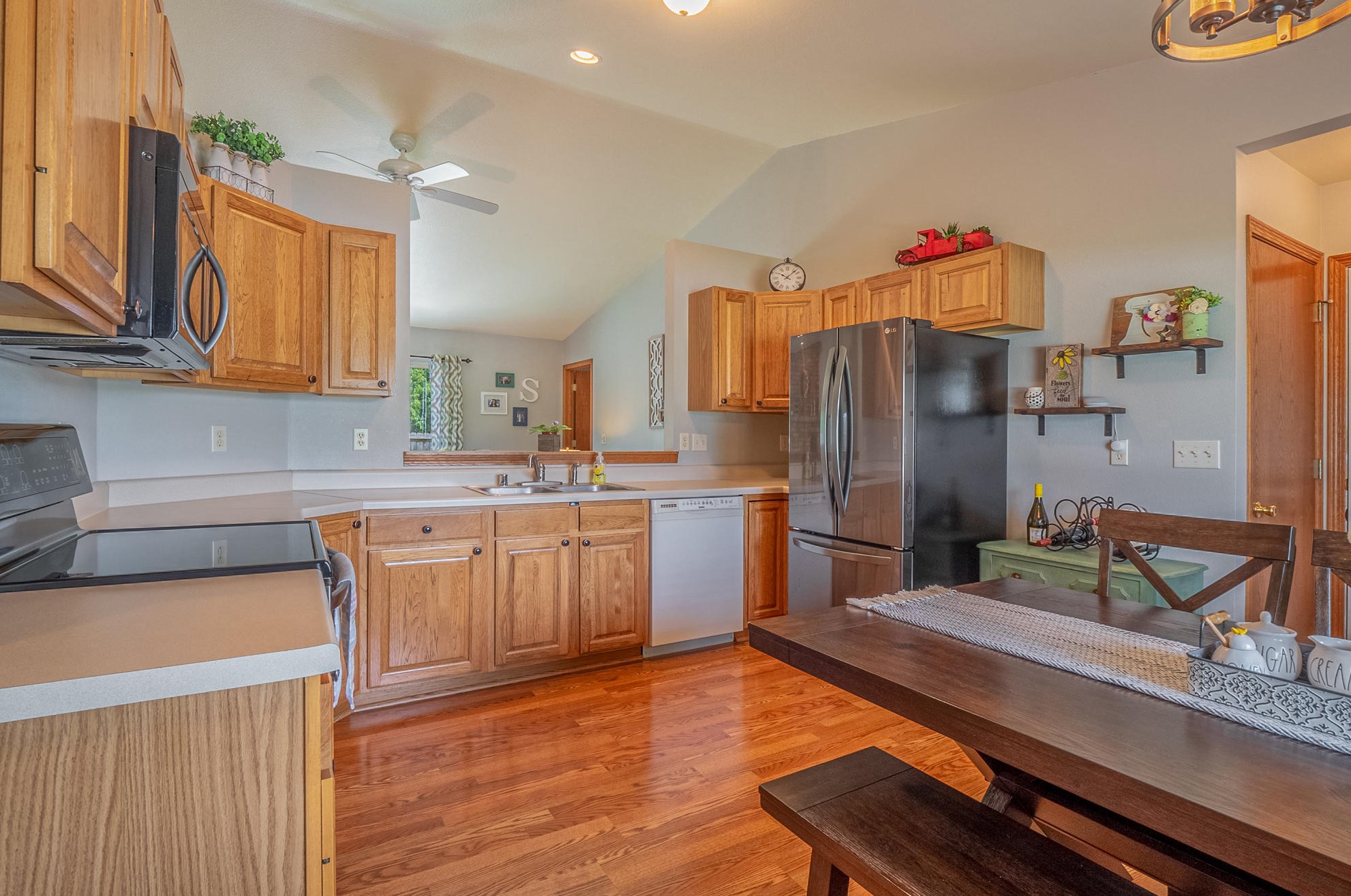 314 Ann Dr, Plymouth, WI 53073-2628