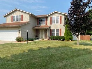 2418 Emslie Dr, Waukesha, WI 53188
