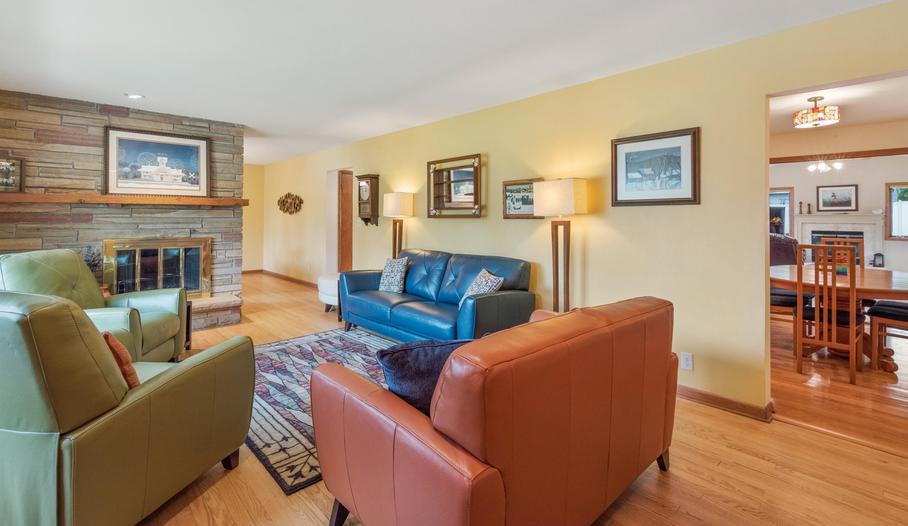 13713 W Lilac Ln, Waukesha, WI 53151