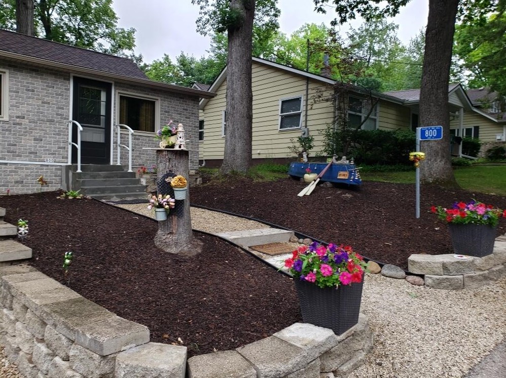 800 Lake St, Twin Lakes, WI 53181