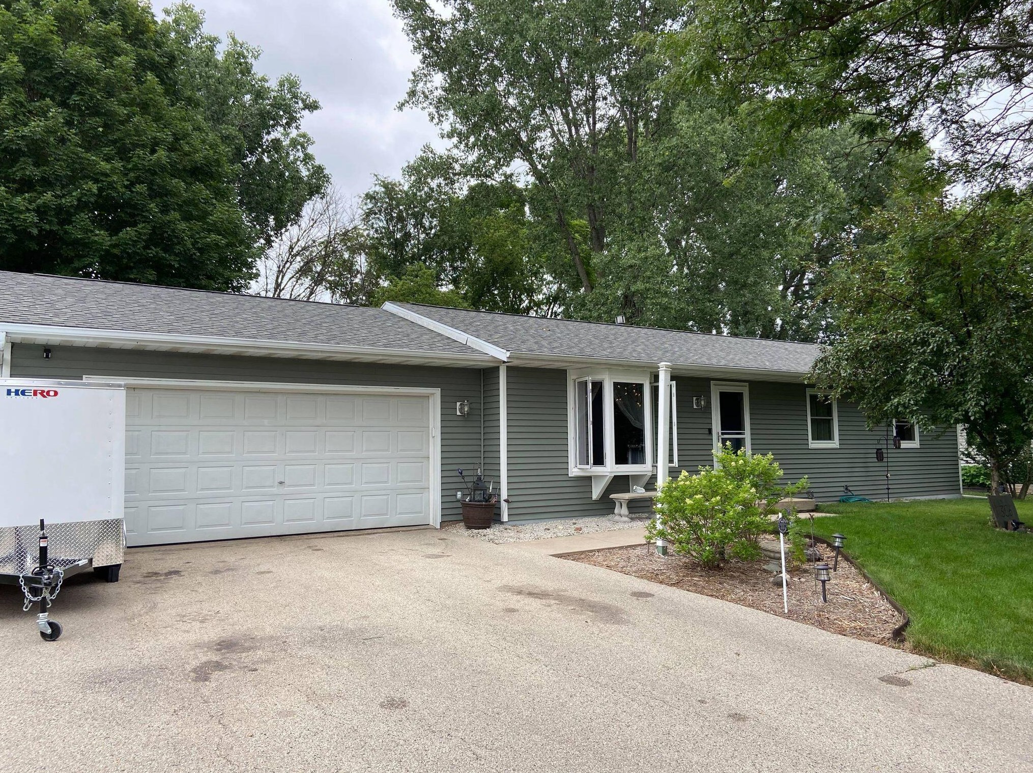1306 Commonwealth Dr, Fort Atkinson, WI 53538-1366