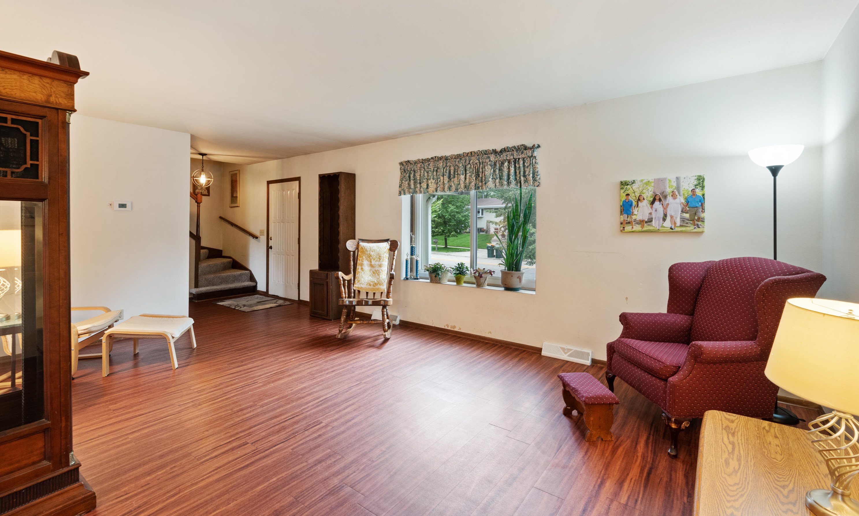 1217 Portview Dr, Port Washington, WI 53074-2323