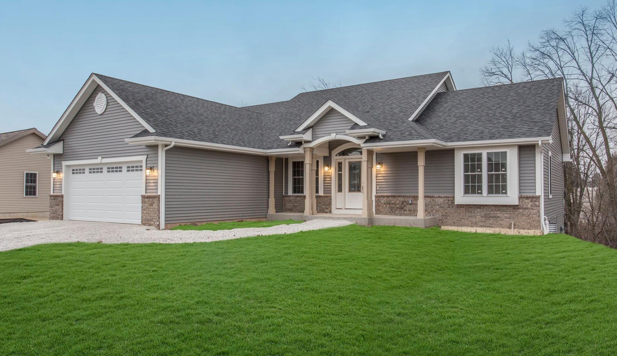 4415 Allen St, Racine, WI 53405-4674