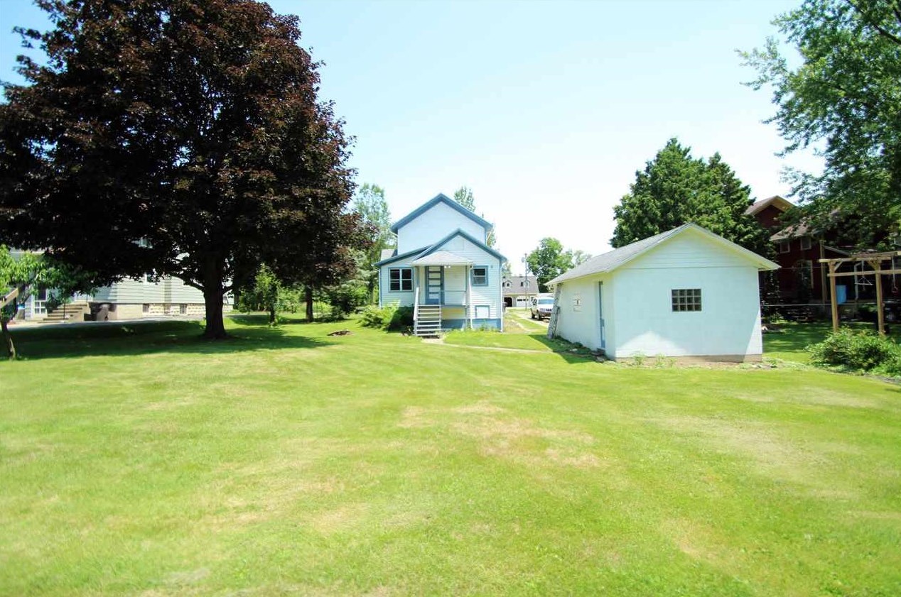 222 E Washington St, Lake Mills, WI 53551