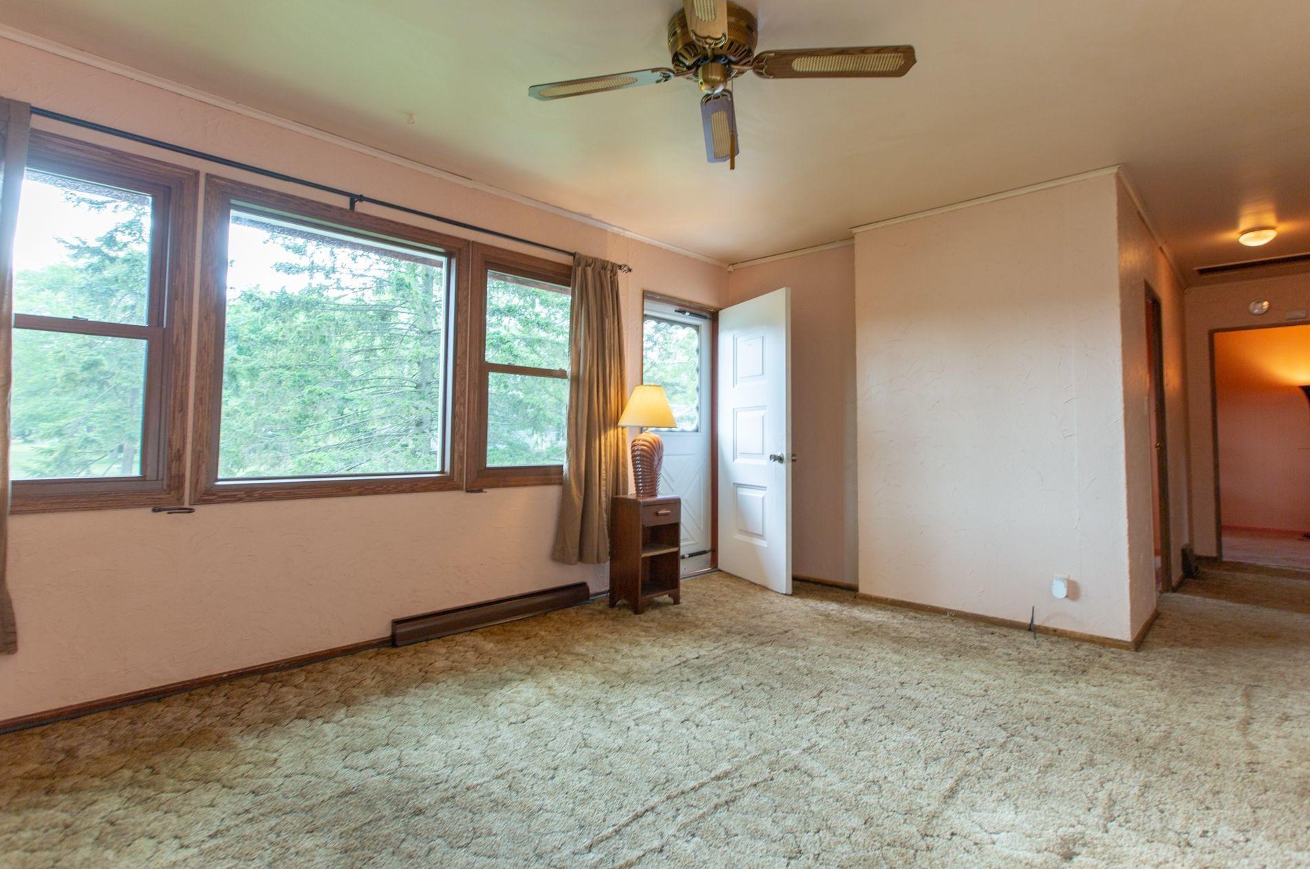7354 36th St, Hales Corners, WI 53132-9466