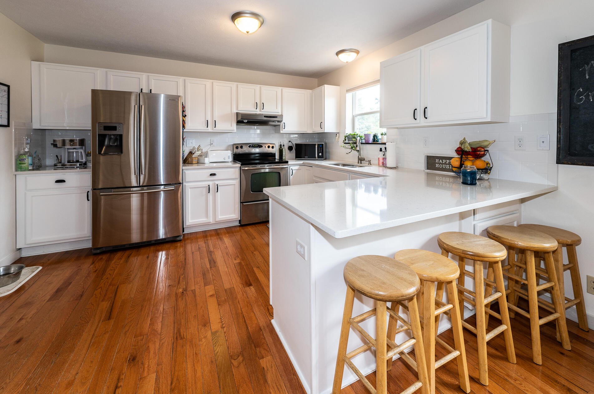 7965 Summit Dr, Delavan, WI 53115-3295