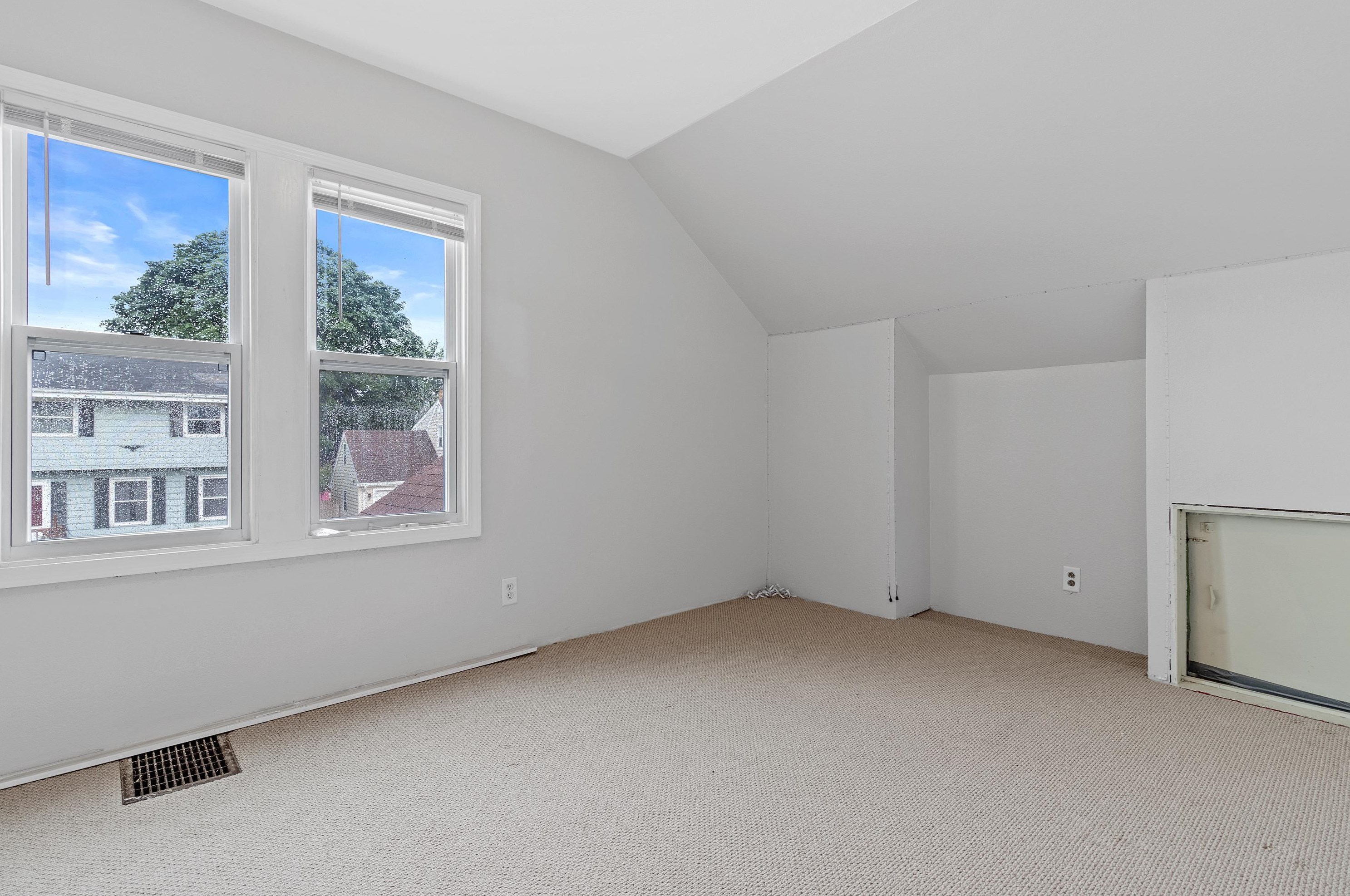 1727 Connolly Ave, Racine WI  53405-3867 exterior