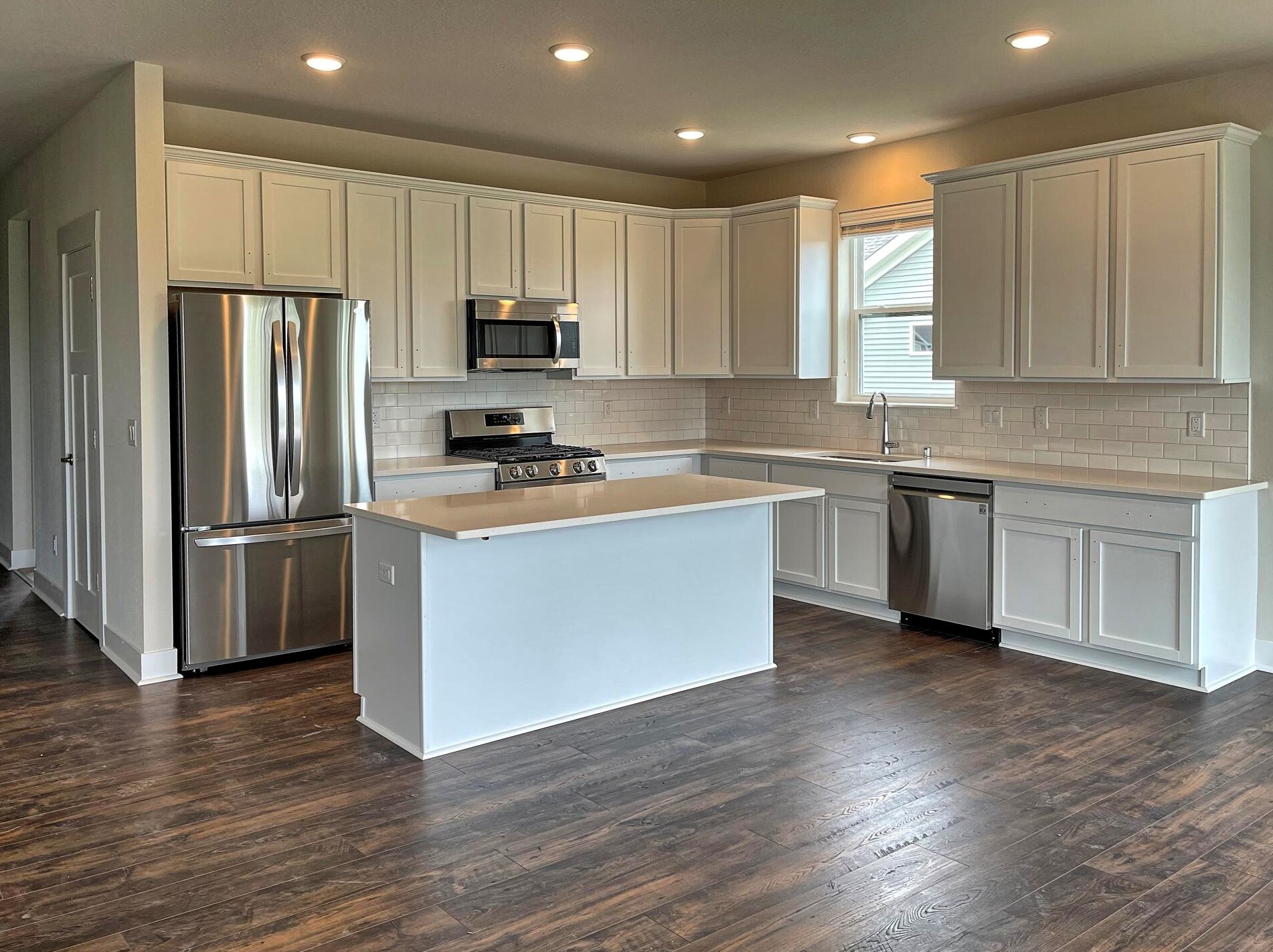 3217 Loumos Ct, Sturtevant, WI 53177