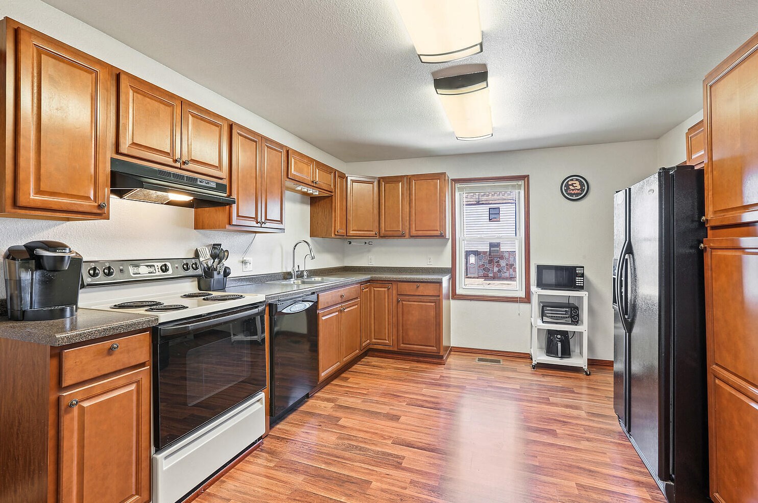 2116 Marshall St, Manitowoc, WI 54220