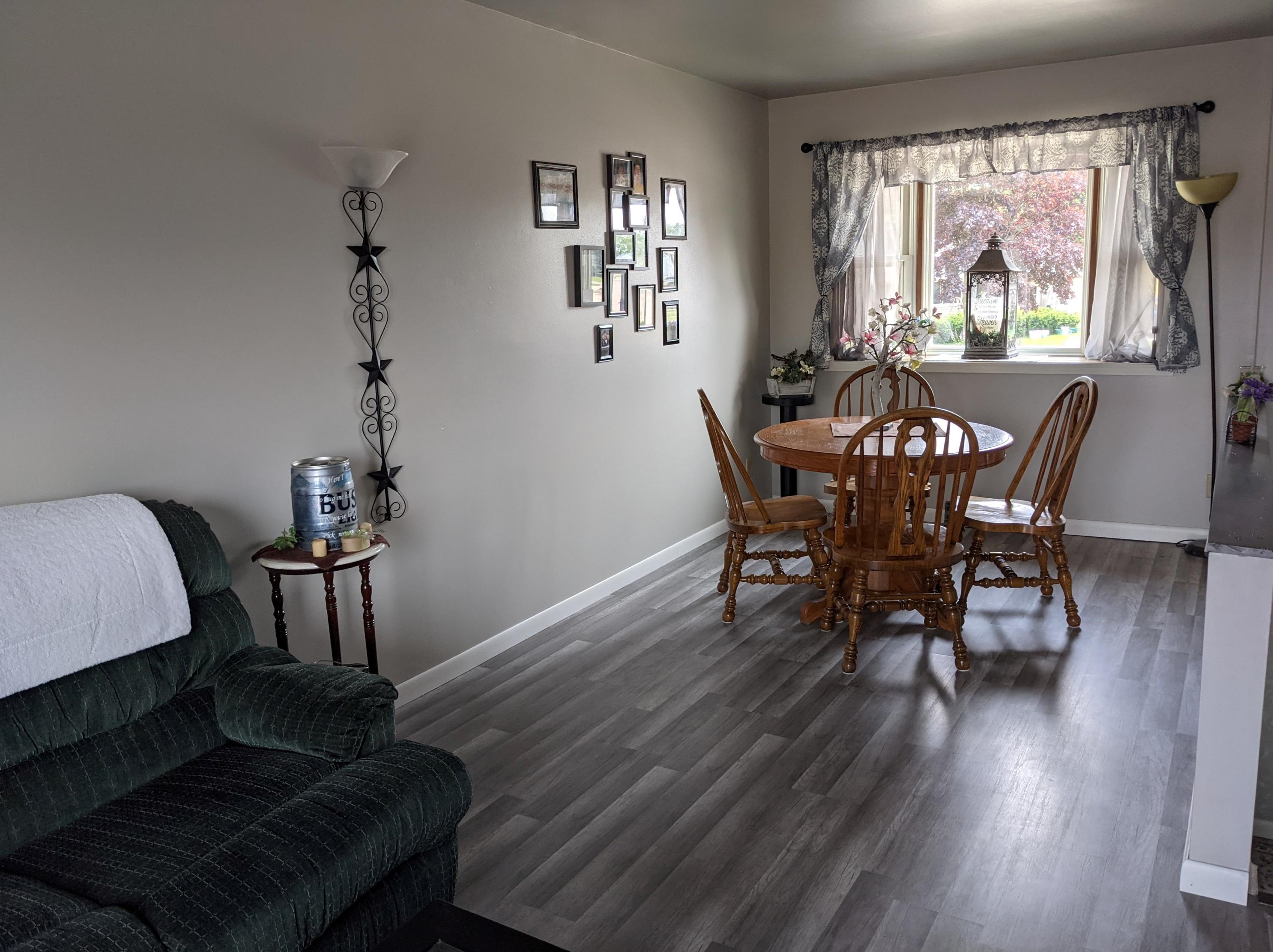728 Hillcrest Ct, Two Rivers, WI 54241