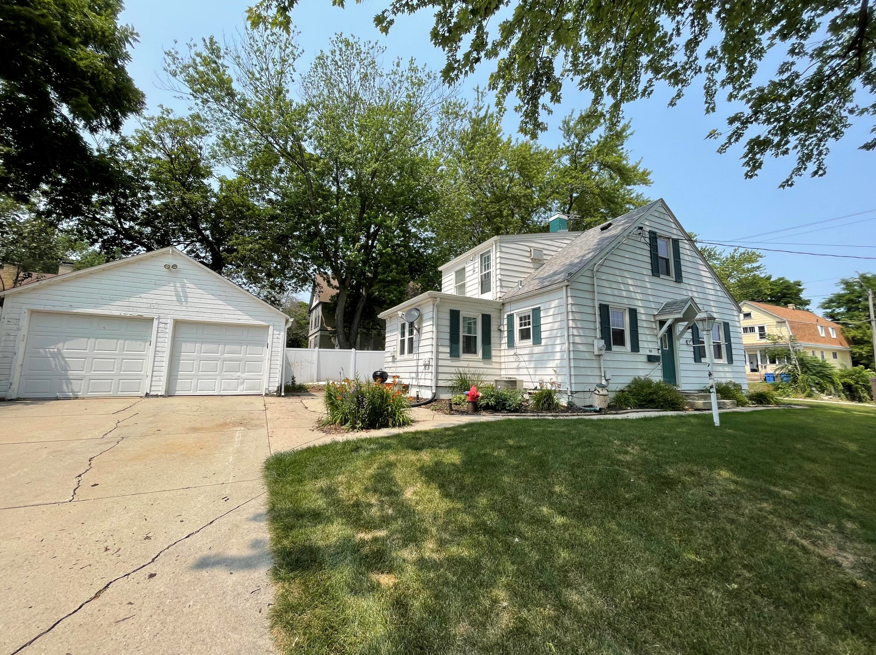 205 W Milwaukee St, Watertown, WI 53094